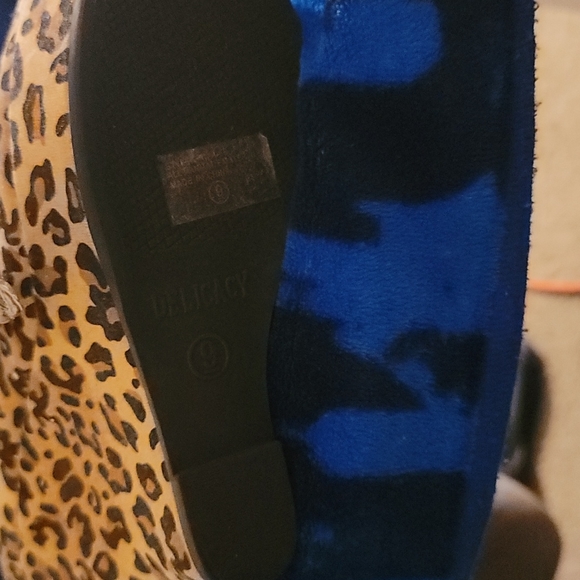 Delicacy size 9 leopard print wedges - Picture 3 of 3